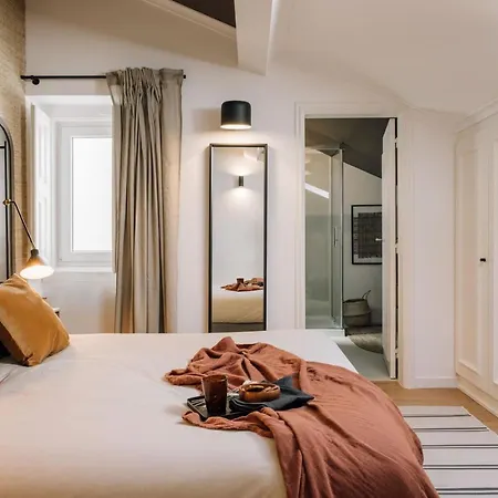 Adiri - 2 Bedrooms And Terrace In Bica Лиссабон